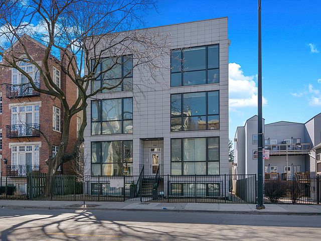 1st image of 1907 W Armitage Ave APT 1W