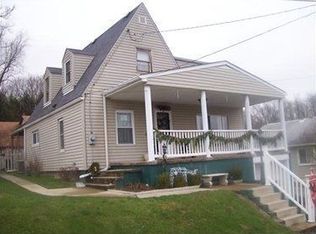 27 Leyda Ave, Charleroi, PA 15022