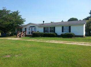 5845 Alcott Dr, Wedgefield, SC 29168