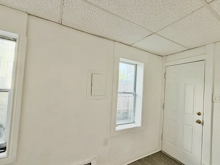 443 Harris St #2 — Photo 19