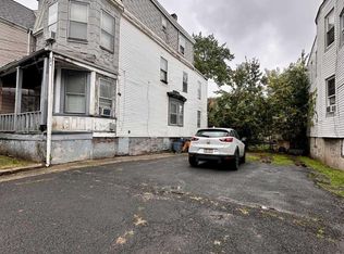 253-255 4th St, Newark, NJ 07107