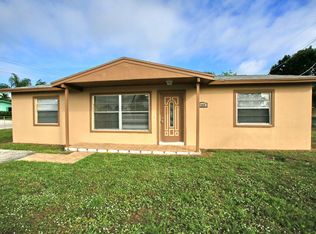 1159 W 26th St, Riviera Beach, FL 33404