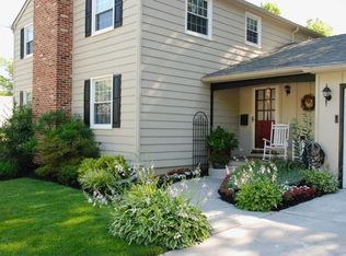 563 Tarrington Rd, Cherry Hill, NJ 08034