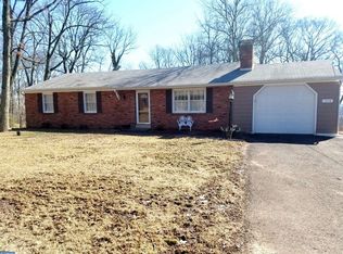 1019 N Ridge Rd, Perkasie, PA 18944