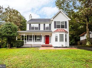 16 Plumosa Dr, Fredericksburg, VA 22405