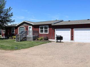 404 B Ave, Glendive, MT 59330