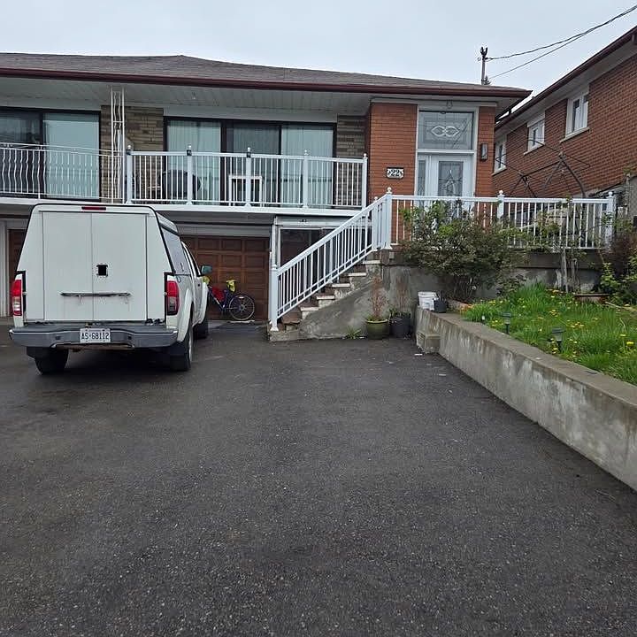 1st image of 22 Brubeck Rd N #Basement