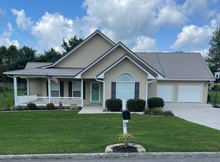 53 Cricket Ln, Science Hill, KY 42553