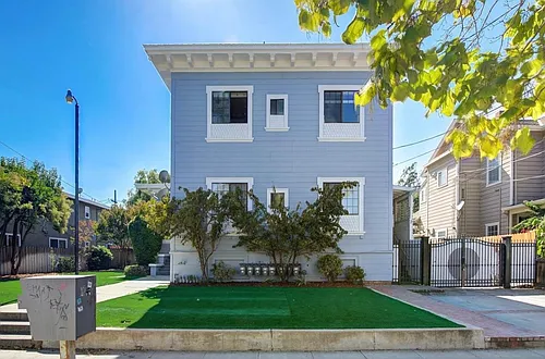 741 S 3rd St #5 Photo 1 741 S 3rd St #5 Photo 1