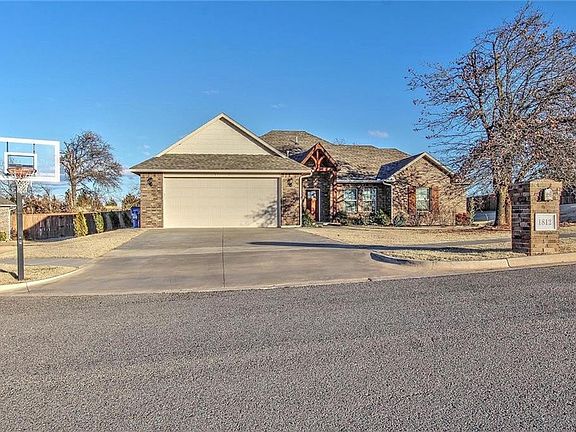 3rd image of 1812 Olivia Ct