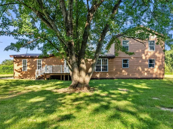 37 Randy Dr, Winfield, MO 63389