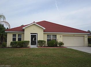 18241 Pine Nut Ct, Lehigh Acres, FL 33972