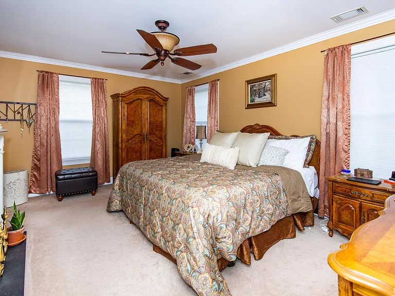 203 Salem Ct #10 — Photo 7