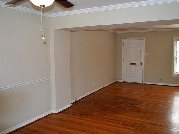 4th image of 6360 Bordeaux Ave #6360