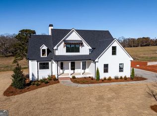 2114 Malcom Estates Dr, Bogart, GA 30622