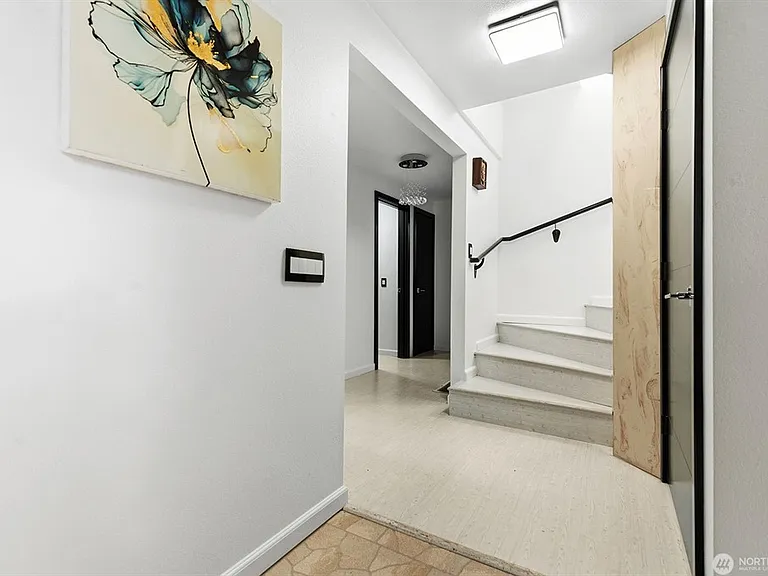 13133 66th Pl NE — Photo 3