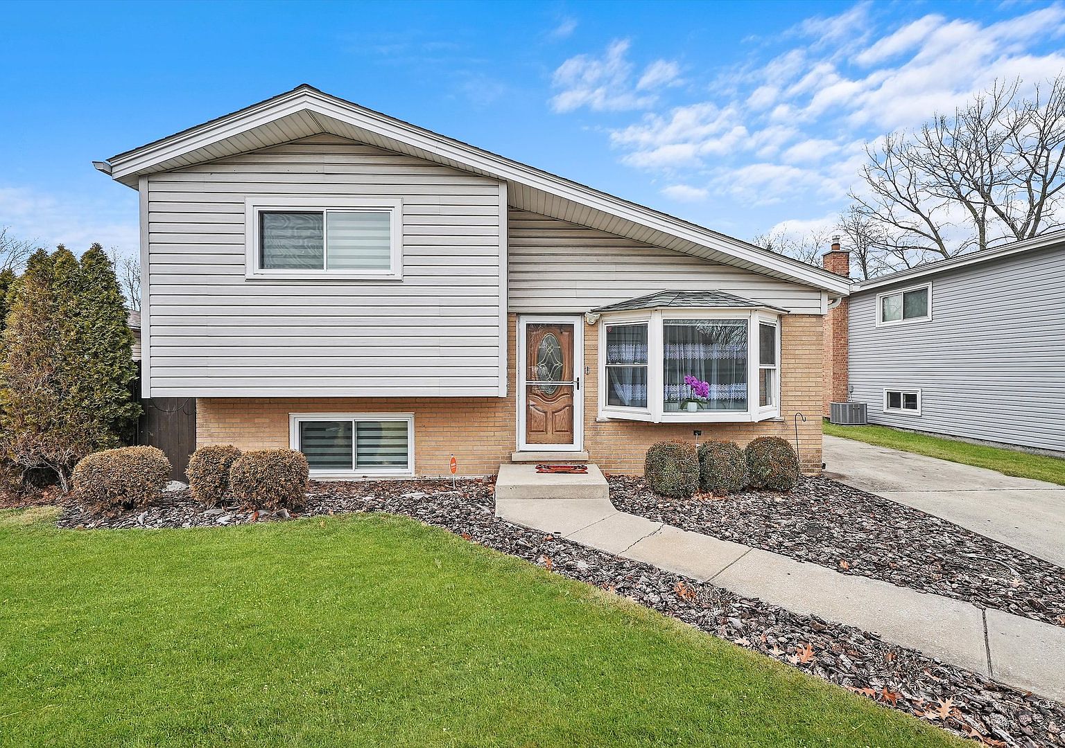 916 E Gladys Ave, Addison, IL 60101 Zillow