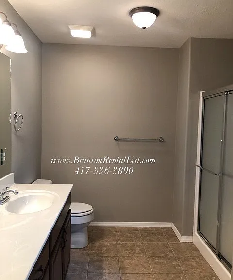 370 S Woods Way — Photo 32