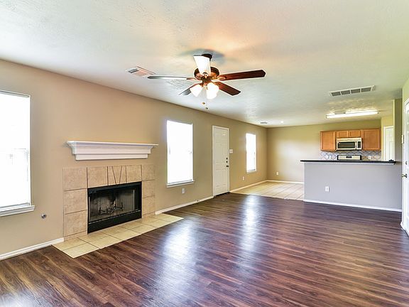 5th image of 7826 Royal Cliff Ct
