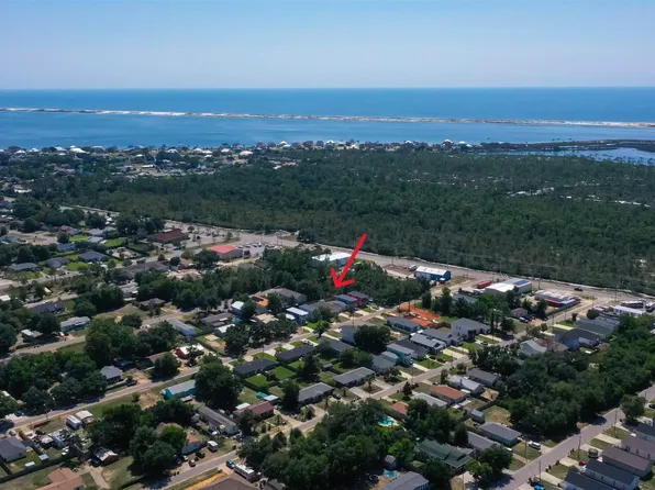 5419 Plateau Rd, Pensacola, FL 32507