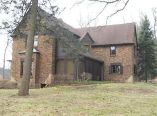 36W691 Highland Ave, Elgin, IL 60123