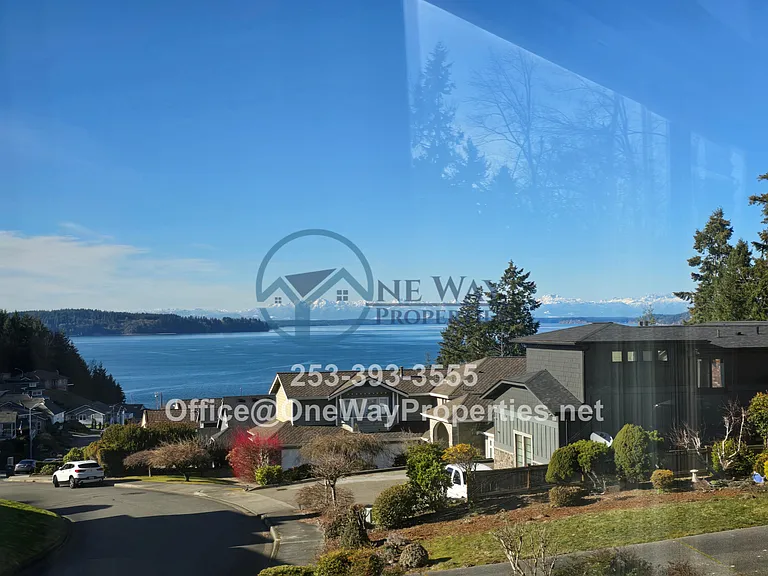 2855 Chambers Bay Dr — Photo 14