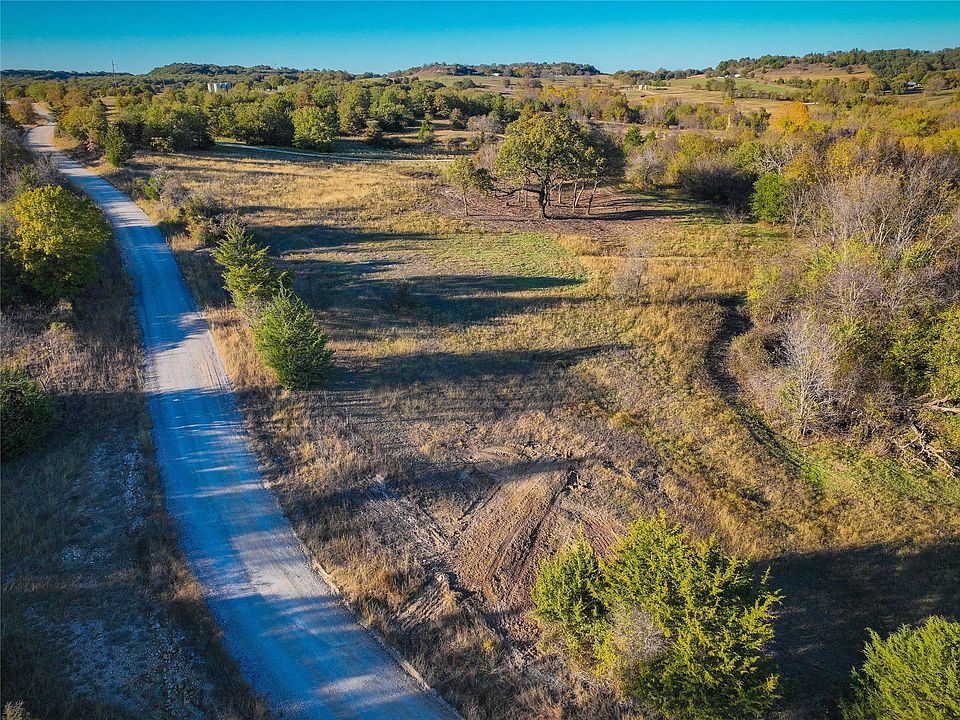 1st image of TRACT 4 Lazy East Rd