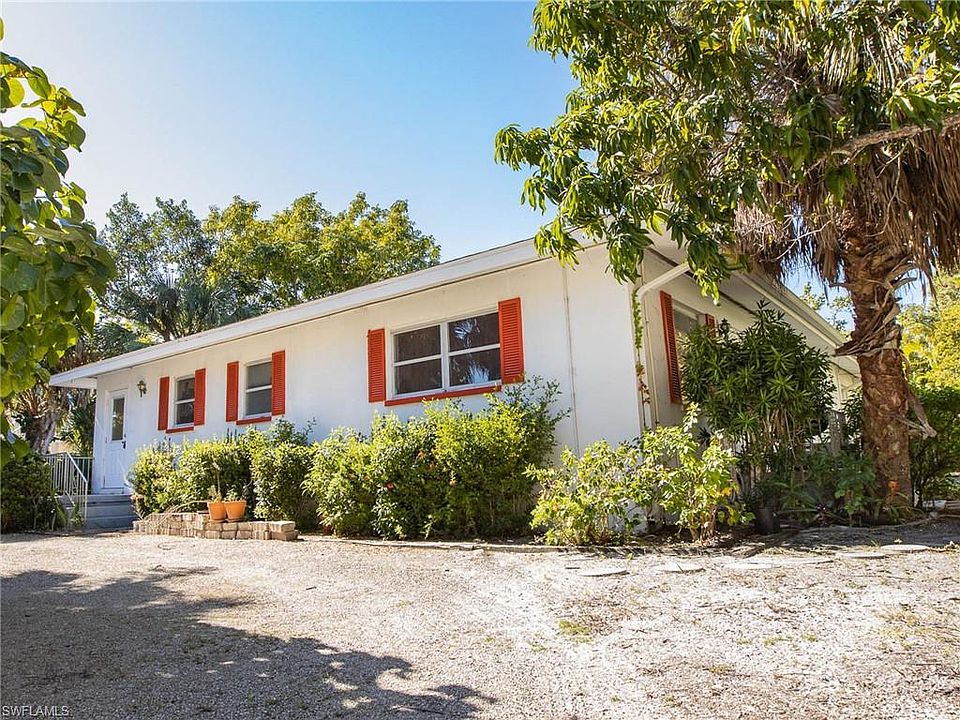 1st image of 1339 Tahiti Dr