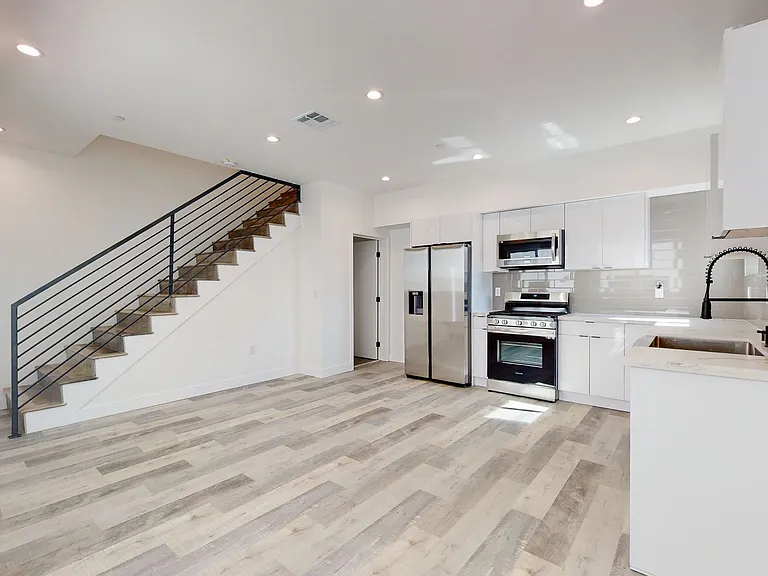 3 & 4 Bed 2-Story Townhomes with Covered Parking Spots Available! — Photo 36