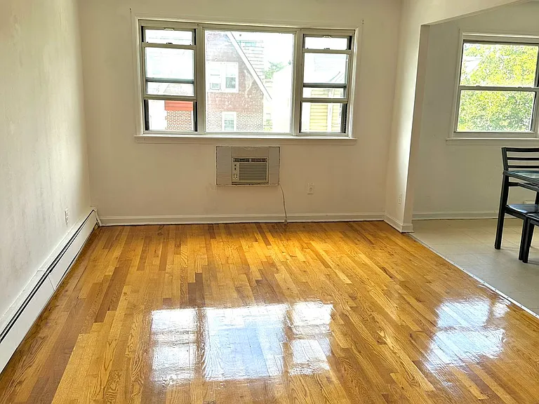 32-23 47th St #3 — Photo 6