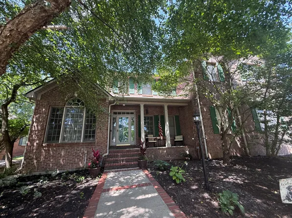 118 Whispering Woods Dr, Richmond, KY 40475