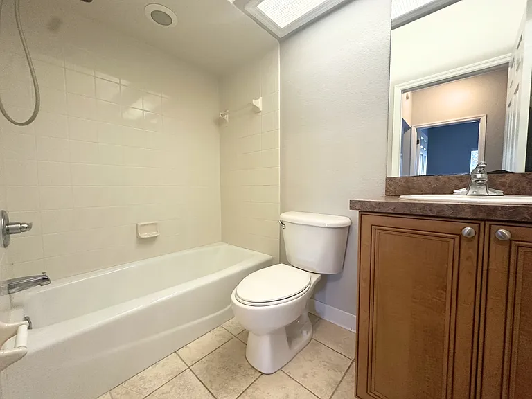 1704 Eagle Pond Dr #1704 — Photo 14