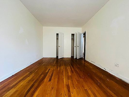5th image of 3900 Kings Hwy APT 2P