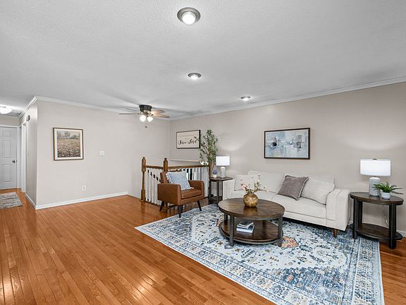 5th image of 1428 W 57th St