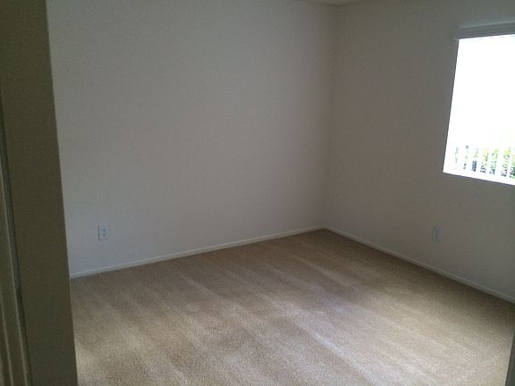 4th image of 31 Bear Paw APT 33D