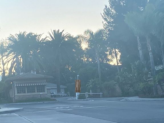 3rd image of 807 S Songbird Cir