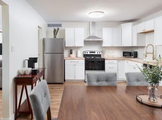 2237 E Hillery Dr, Phoenix, AZ 85022