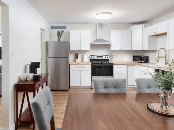 2237 E Hillery Dr, Phoenix, AZ 85022