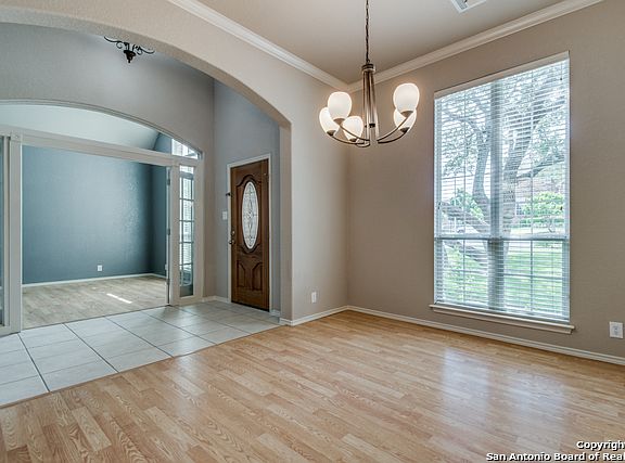 4th image of 21810 Barton Woods