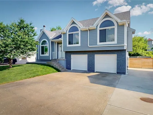 18201 E 11th Terrace Ct N, Independence, MO 64056
