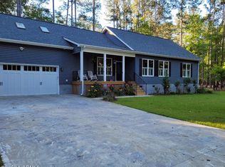 207 Live Oak Ln, Washington, NC 27889