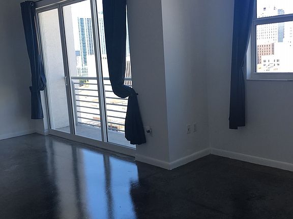 4th image of 133 NE 2nd Ave APT 1417