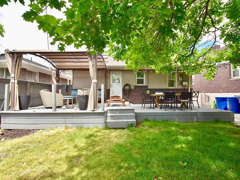 854 E Kensington Ave — Photo 30