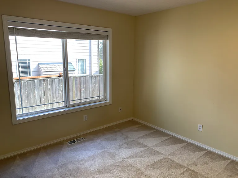 2895 Vintage Ave SE — Photo 26