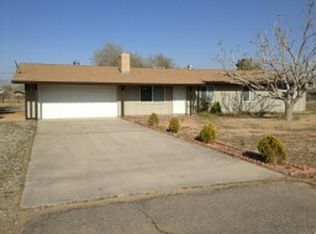 14365 Pawnee Rd, Apple Valley, CA 92307