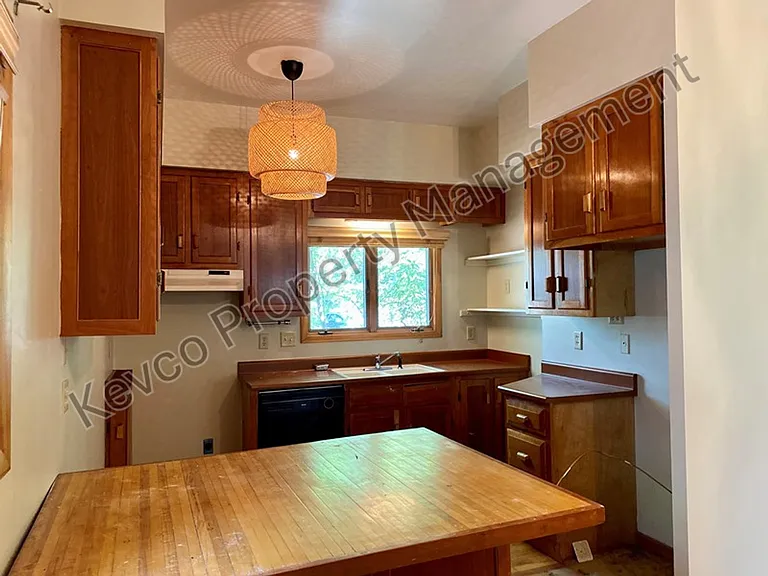 805 Laporte Ave — Photo 4