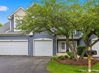 606 Hartford Ct, Oswego, IL 60543