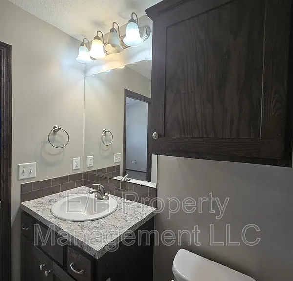 5903 N Millsboro St — Photo 16