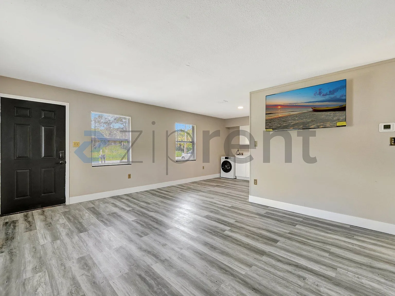 2 bed, 900 sqft, $1,800 — Photo 4