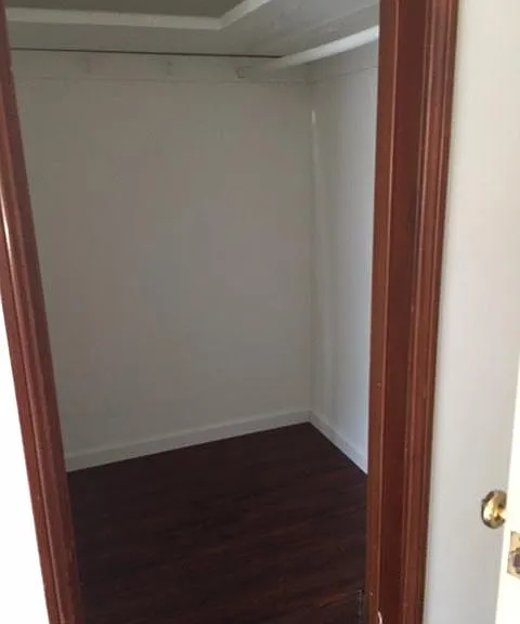 115 N Pass Ave — Photo 3